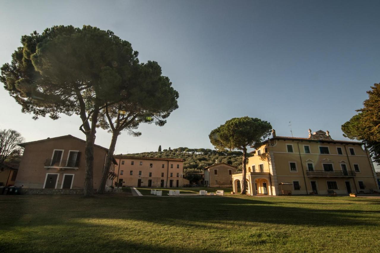 Isola Polvese Resort Castiglione del Lago Exterior photo