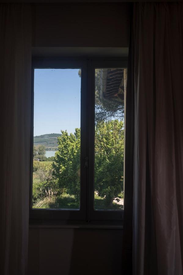 Isola Polvese Resort Castiglione del Lago Exterior photo